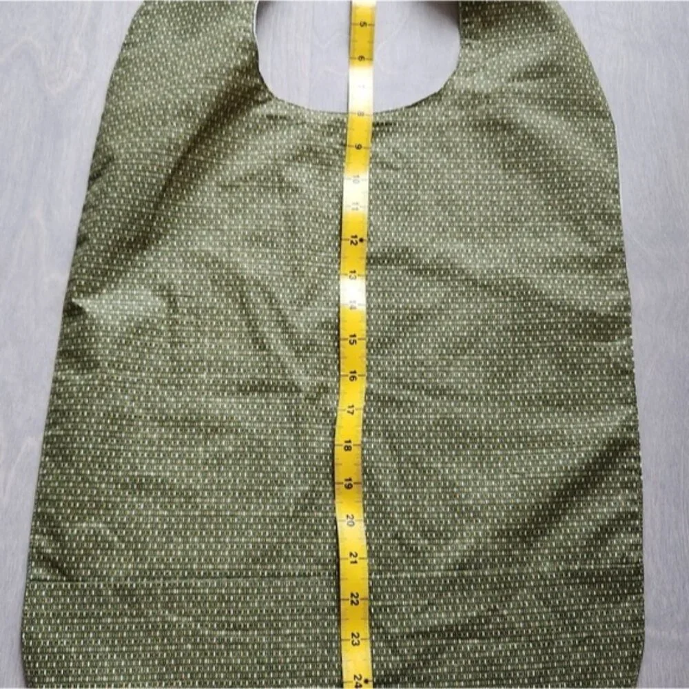 Adult‎ bibs different prints.